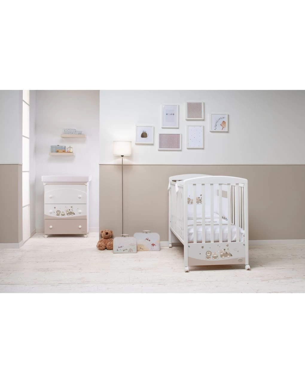 Set Lettino + Bagnetto + Piumone Happytour - Foppapedretti 1 Set Lettino + Bagnetto + Piumone Happytour - Foppapedretti