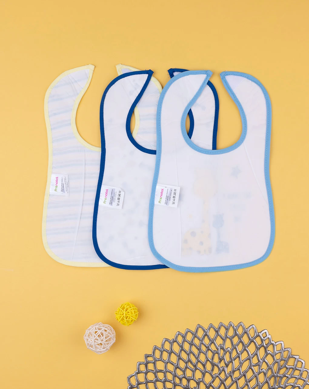 Pack 3 Bavaglini Grandi In Spugna Plastificati 2 Pack 3 Bavaglini Grandi In Spugna Plastificati - immagine 2