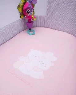 Coperta Estiva Culla Universale Girl "tenerezze" 6 Coperta Estiva Culla Universale Girl "tenerezze" -Negozio Di Prodotti Per Bambini fcb2c5f6 xz 000000000000696125 02